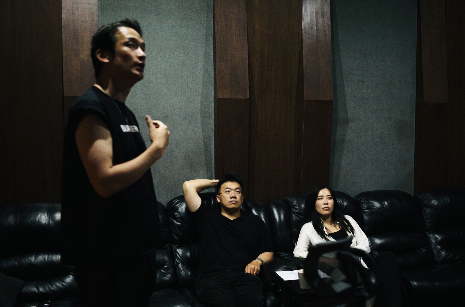 Director briefing the session